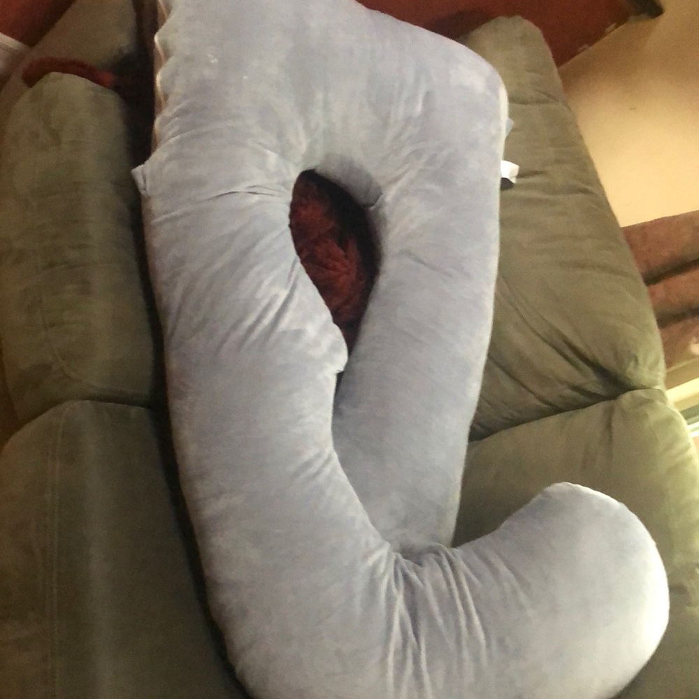 Pregnancy pillow